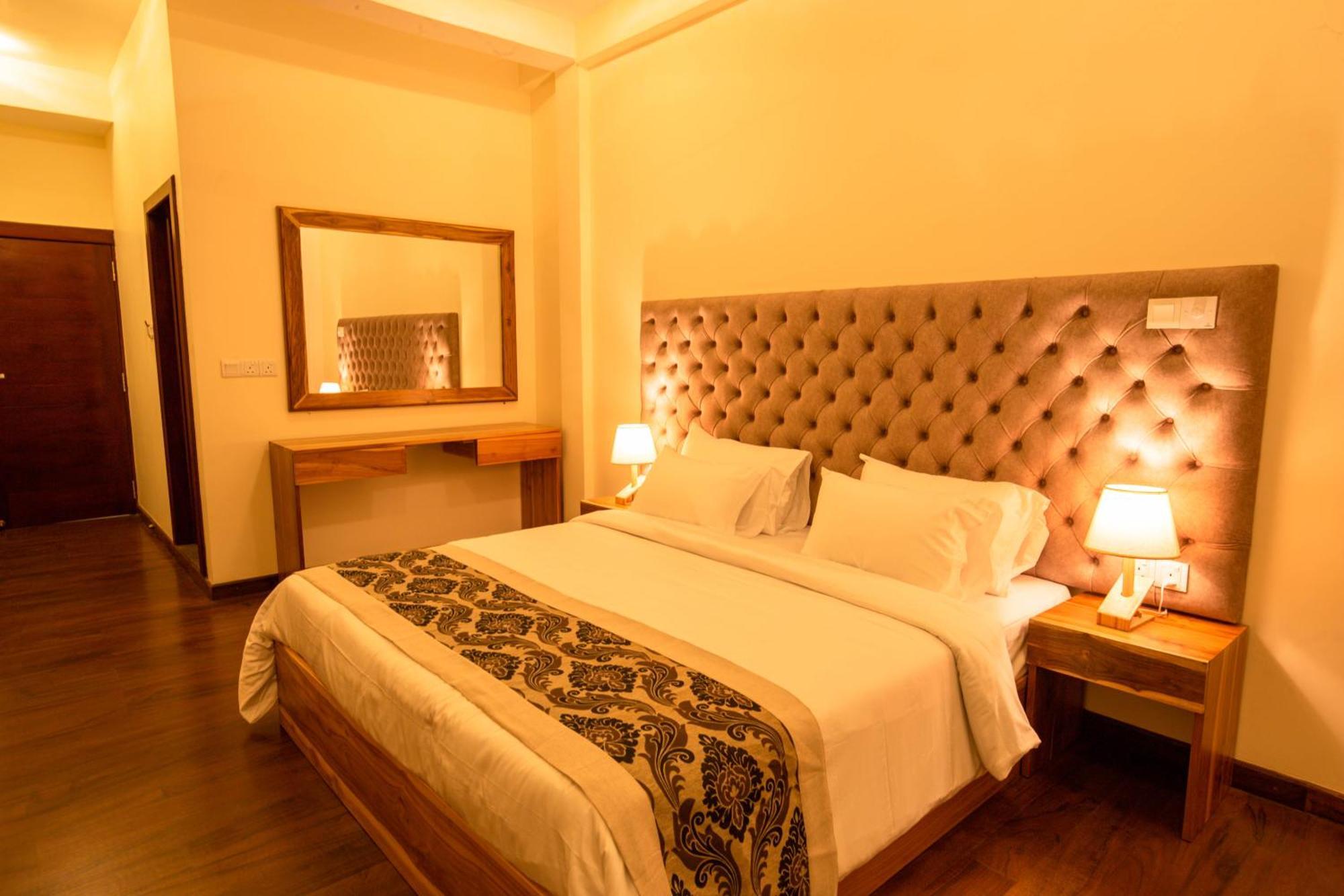 Manthra Leisure Hotel Kandy Exterior foto