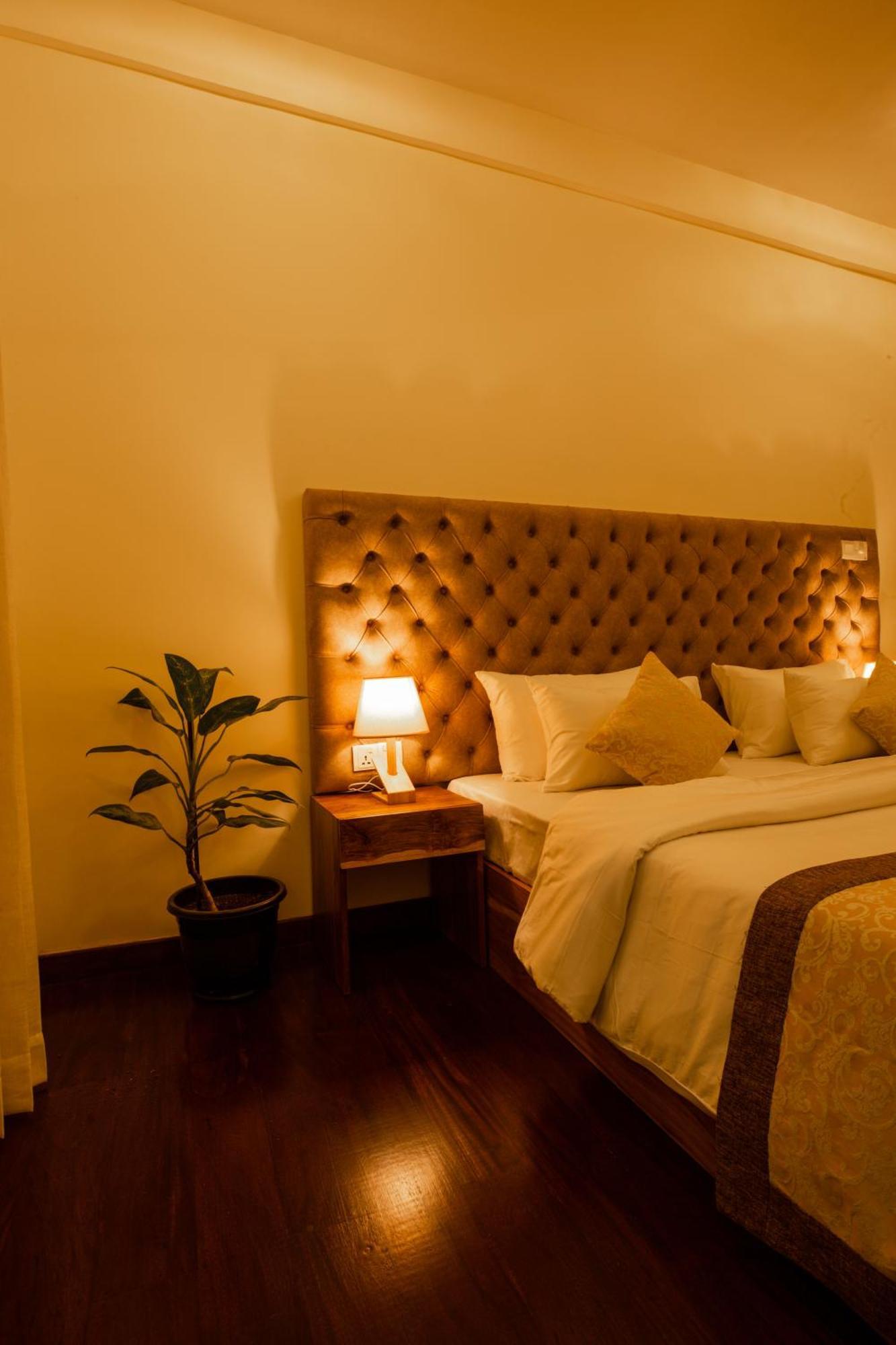Manthra Leisure Hotel Kandy Exterior foto
